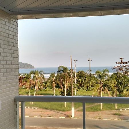 Indaia Apartamento De Frente Ao Mar Appartamento Bertioga Esterno foto